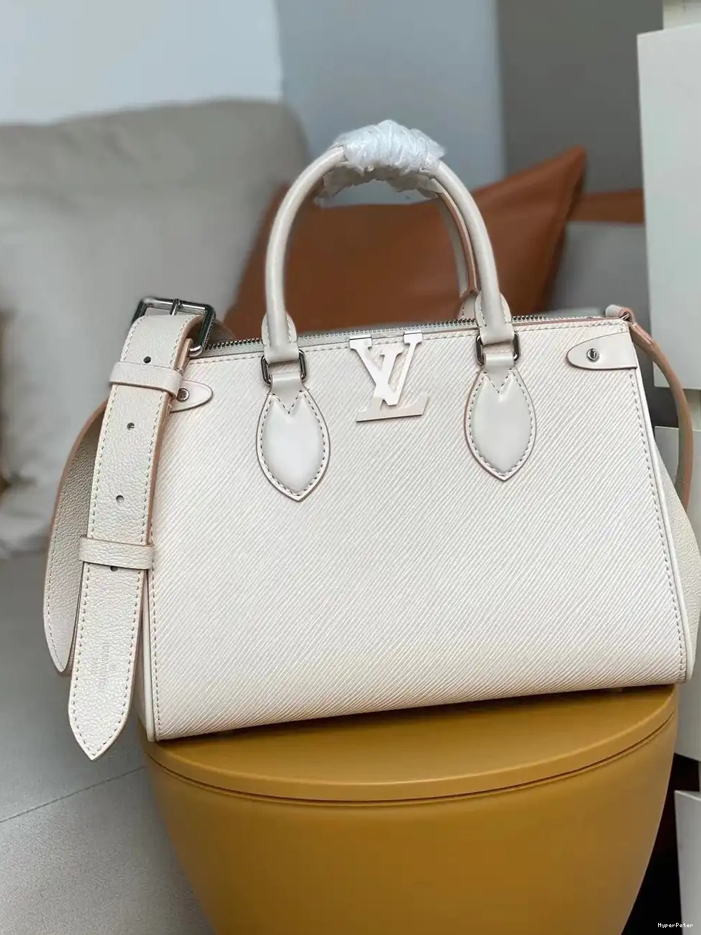 VUITTON GRENELLE MM LOUIS TOTE 0515